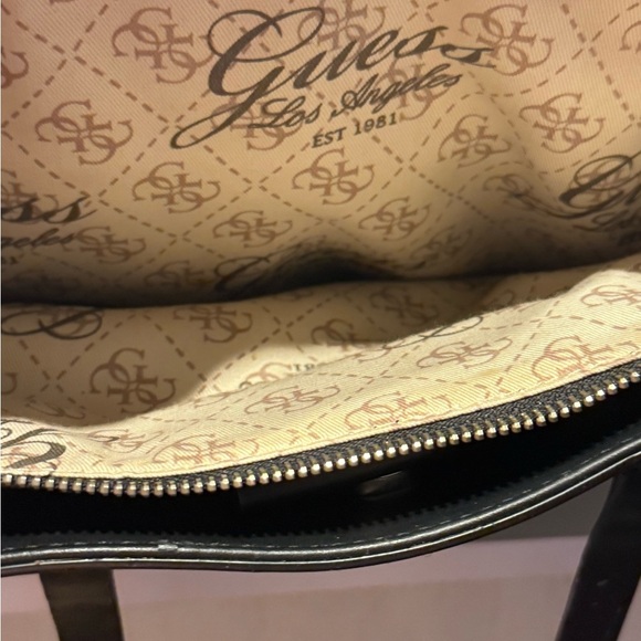 Guess Black Structured Tote Bag - Picture 4 of 7